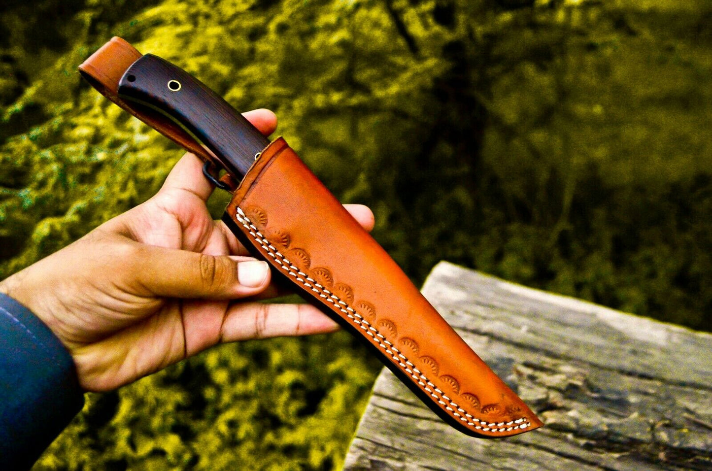 Handmade Damascus Everyday Knife - Full Tang Wenge Wood Handle, Gorgeous Pattern