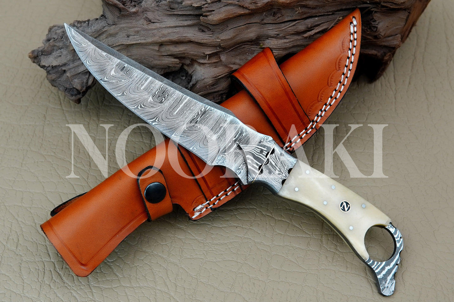 Premium Handmade Damascus Steel Full Tang Hunting Knife with Genuine Leather Sheath - Superior Craftsmanship for Outdoor Enthusiasts