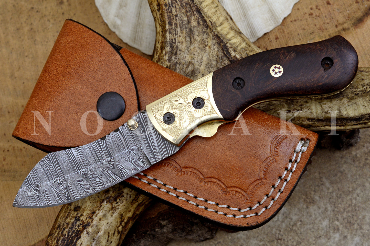 Handmade Damascus Steel EDC Pocket Folding Knife with Stunning Blade Pattern