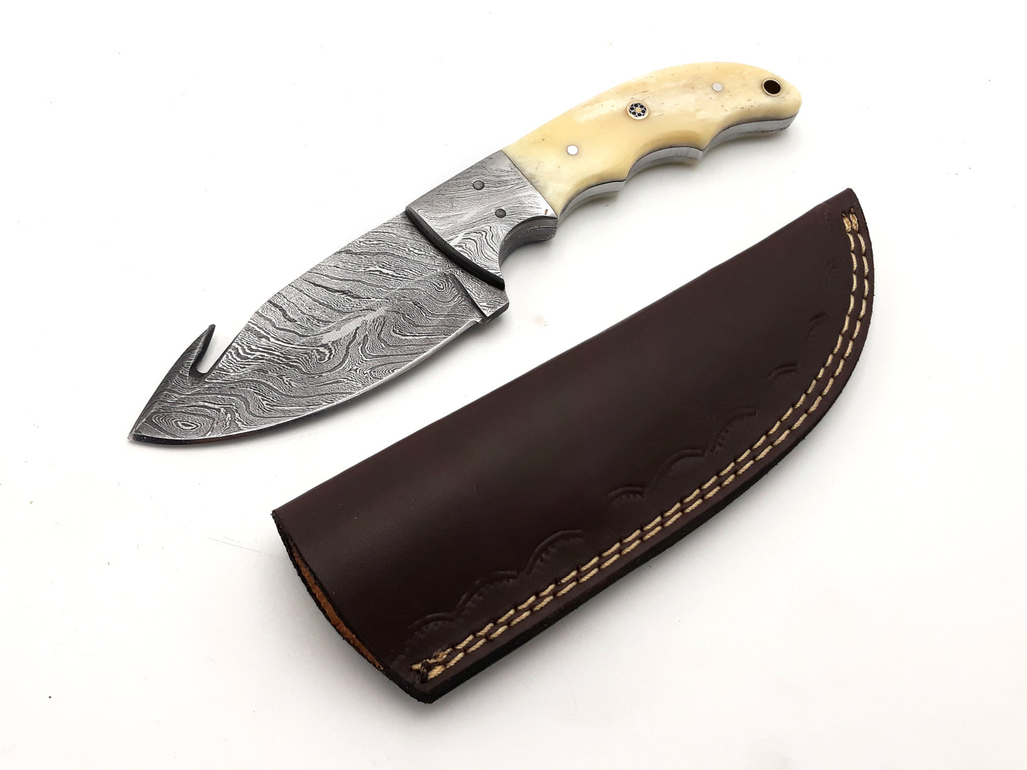 Nooraki Damascus Steel Skinning Knife - Handmade, Gut Hook, Buffalo Bo