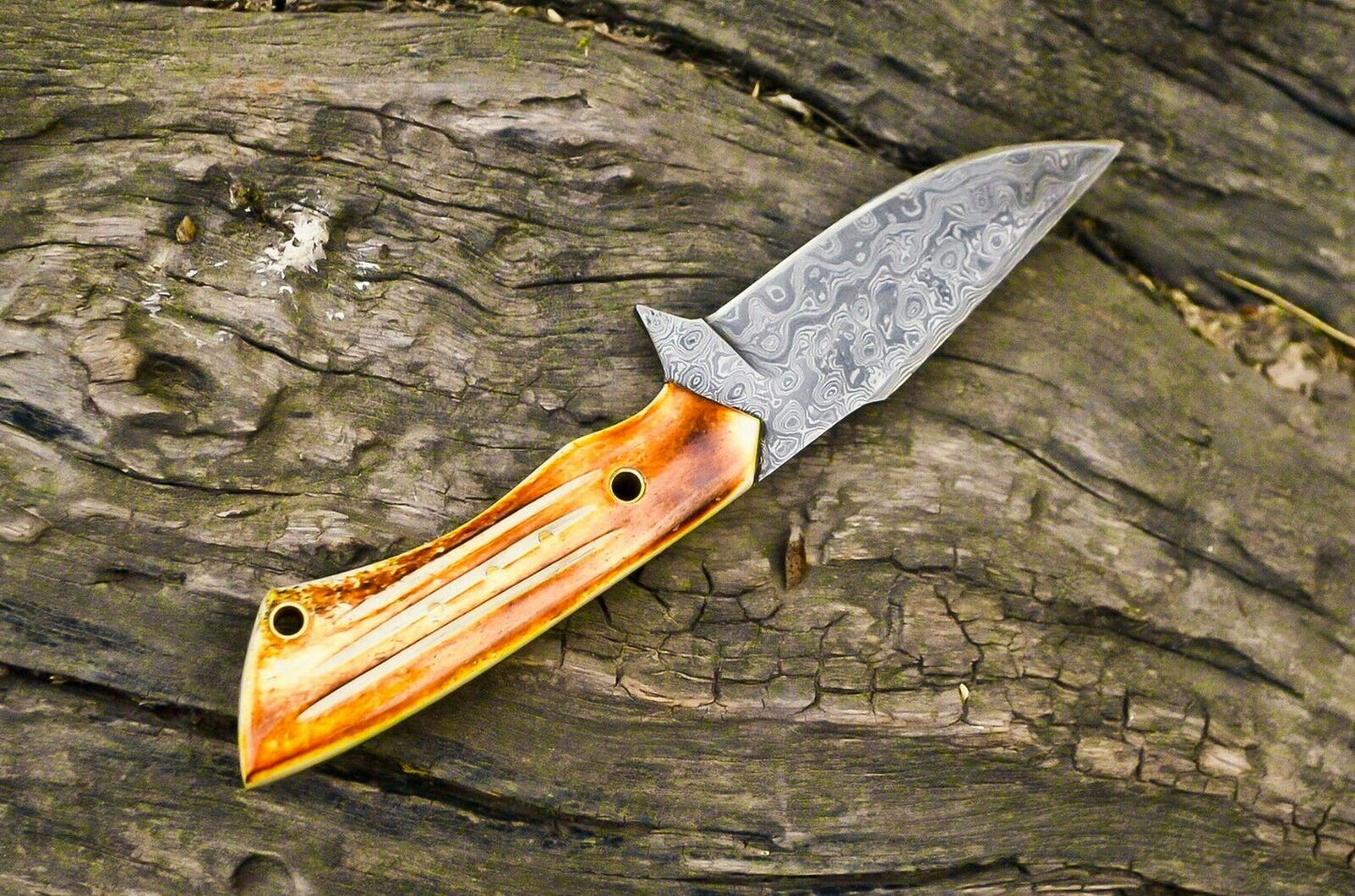 Custom Handmade Damascus Steel Knife - Full Tang Fire pattern Camel bone Handle