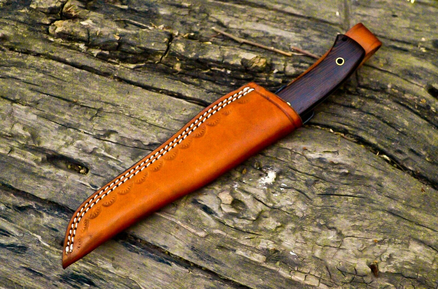 Handmade Damascus Everyday Knife - Full Tang Wenge Wood Handle, Gorgeous Pattern