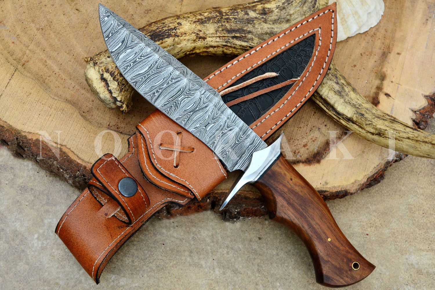 Handmade Damascus Steel Fixed Blade Hunting Knife, Multipurpose 12 wi